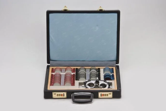 Набор пробных очковых линз АРМЕД с оправой на 103 линзы